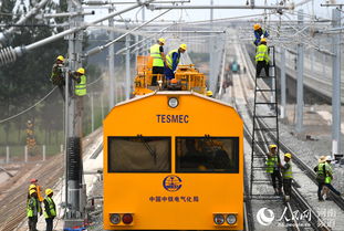 鄭萬(wàn)鐵路河南段四電系統(tǒng)集成工程進(jìn)入設(shè)備精調(diào)階段