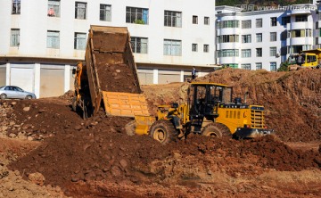 土石方工程 地基建設(shè)的基石與關(guān)鍵